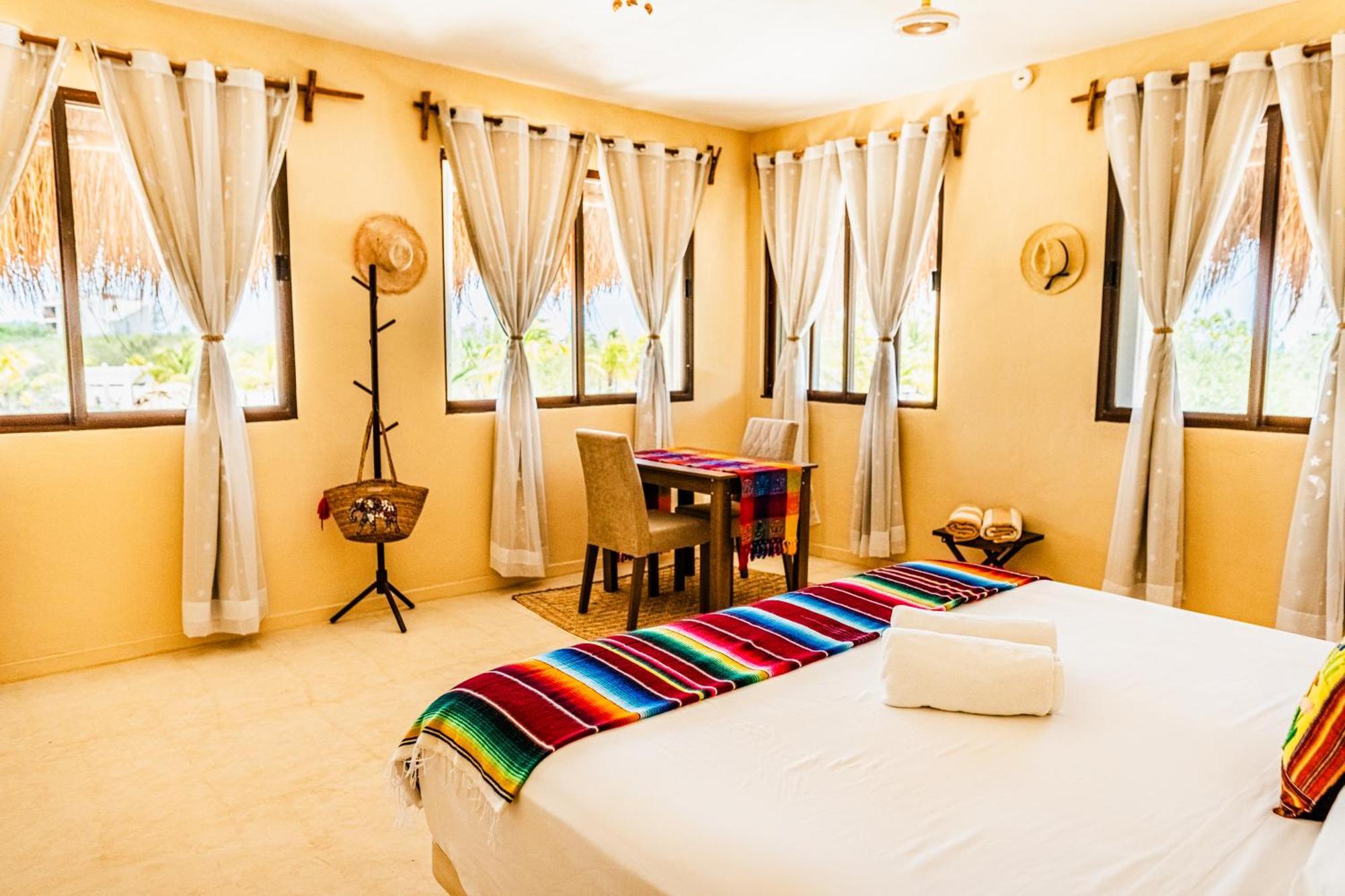 Atenea Holbox Екстериор снимка